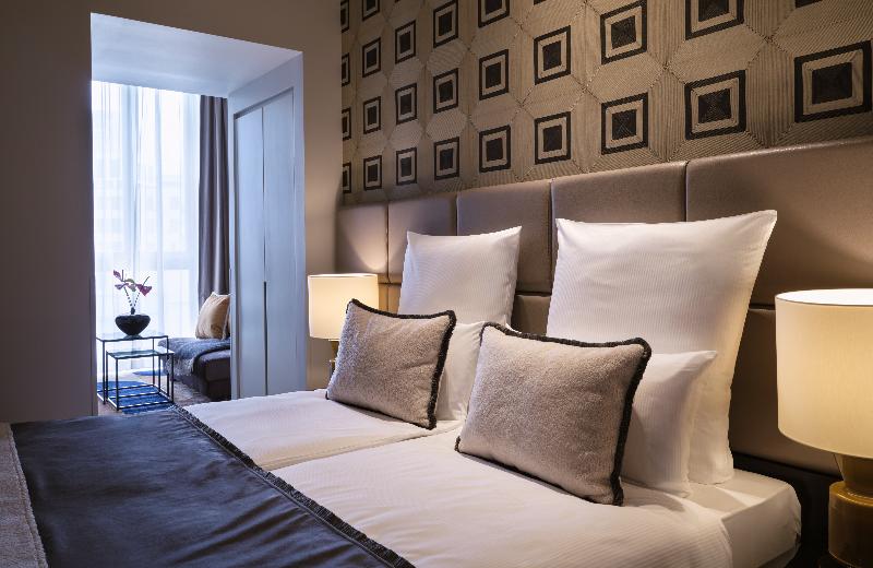 The Posthouse Berlin – Leonardo Limited Edition - Oda