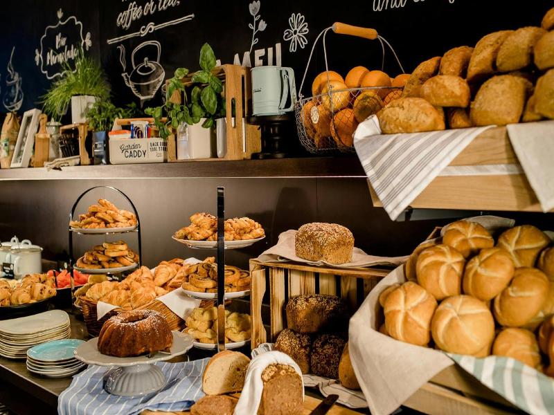 Motel One Berlin-Bellevue - Genel