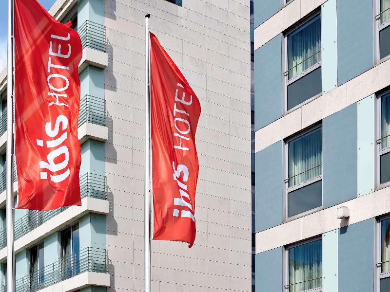 Ibis Koeln Messe - Genel