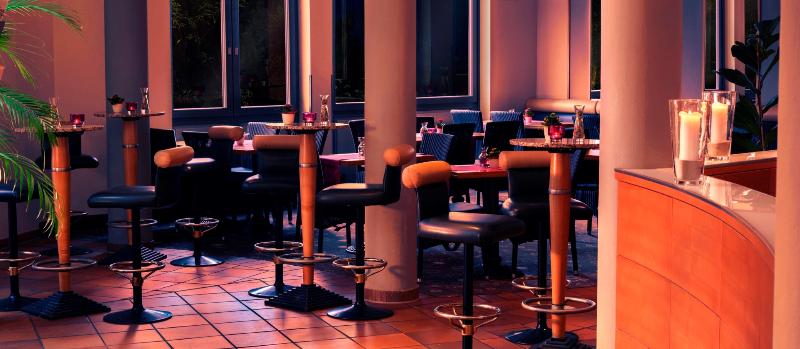 Movenpick Hotel Munchen Airport - Lobi