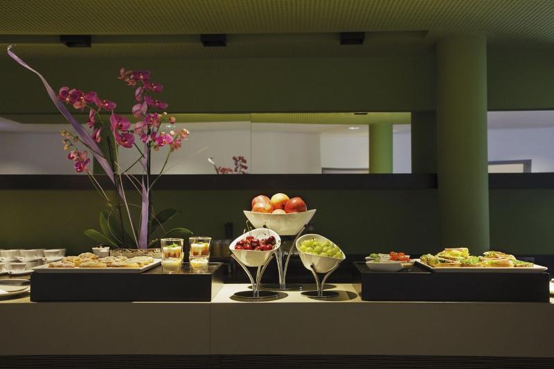 Movenpick Hotel Munchen Airport - Restoran