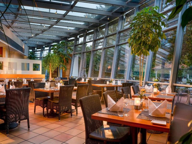 Movenpick Hotel Munchen Airport - Restoran