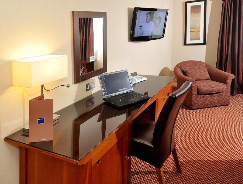 Stirling Highland Hotel - Oda