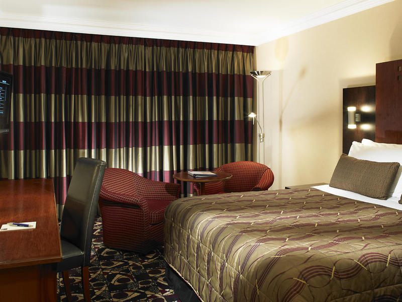Stirling Highland Hotel - Oda
