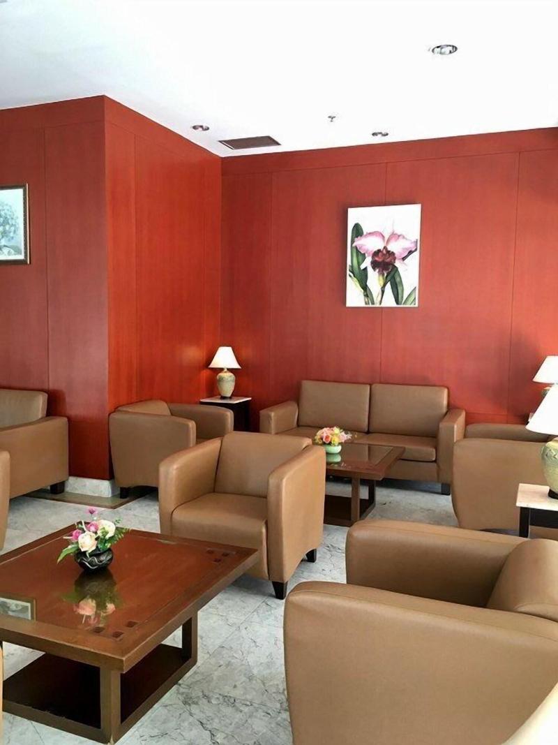 Hadyai Golden Crown Hotel - Lobi
