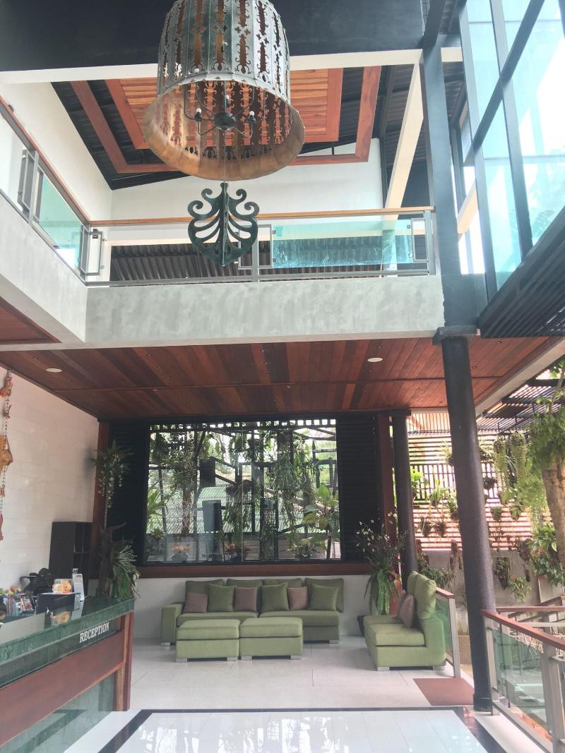 Green View Village Resort - Lobi