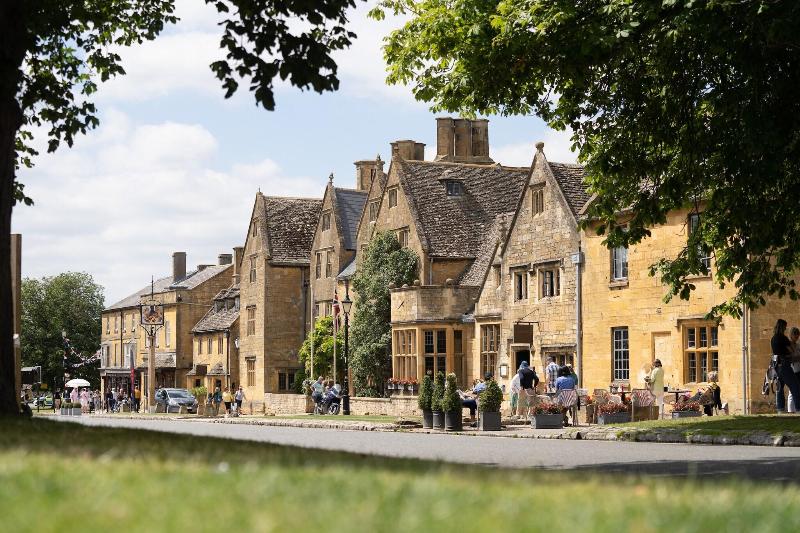 Lygon Arms - Genel