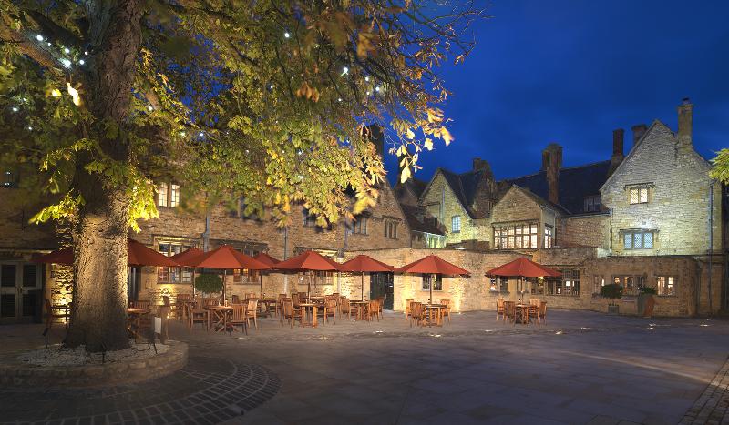 Lygon Arms - Teras