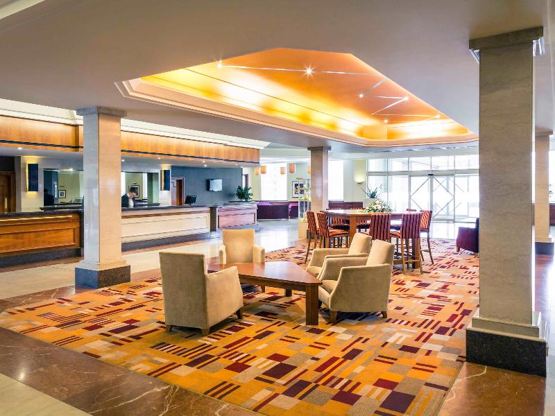 Mercure Daventry Court Hotel - Bar