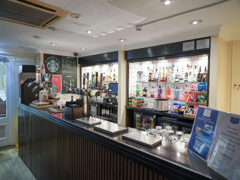 Basingstoke Hotel - Bar