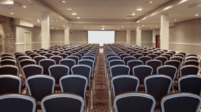 Doubletree by Hilton Harrogate Majetic Hotel & Spa - Toplantı