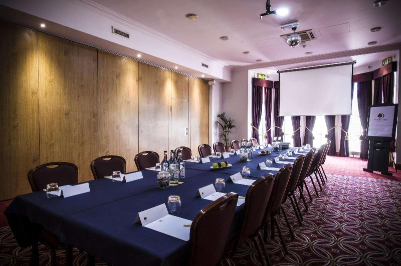 Doubletree by Hilton Cheltenham Park - Toplantı