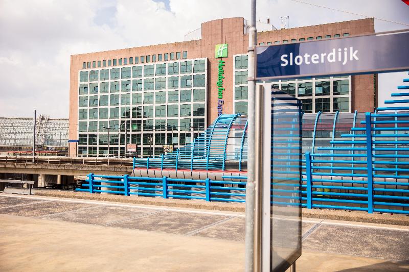 Holiday Inn Express Amsterdam-Sloterdijk Station - Genel