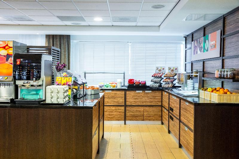 Holiday Inn Express Amsterdam-Sloterdijk Station - Restoran