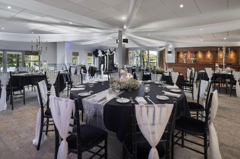 Delta Hotels Worsley Park Country Club - Bar