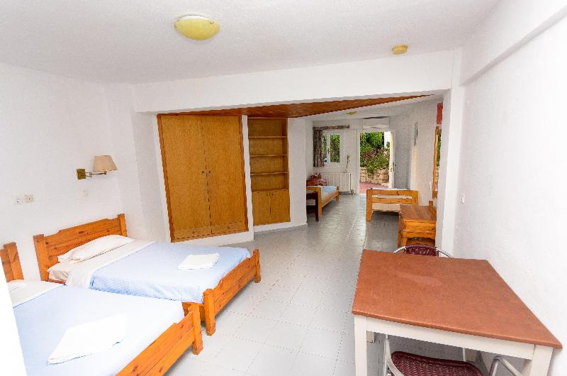 Classic Apts - Oda