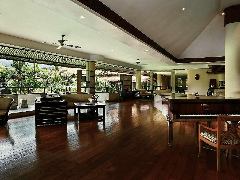 The Royal Beach Seminyak Bali - Bar