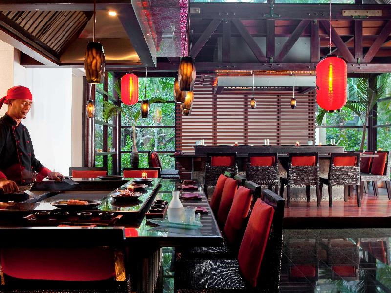 The Royal Beach Seminyak Bali - Restoran