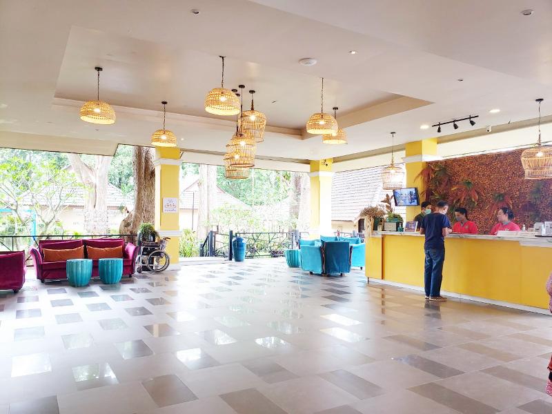 Chiangkhon Teak Garden Riverfront Hotel - Lobi