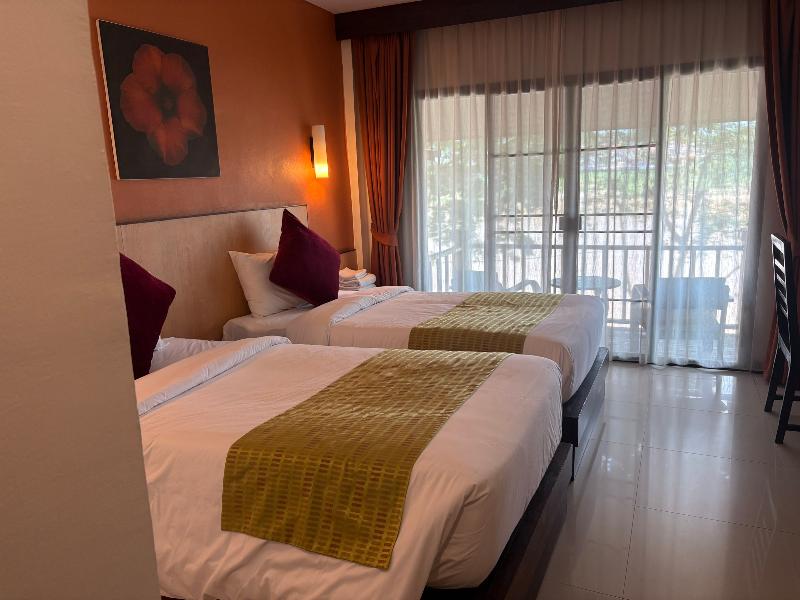 Chiangkhon Teak Garden Riverfront Hotel - Oda