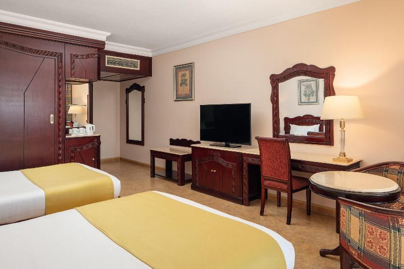 Palm Royale Resort - Oda