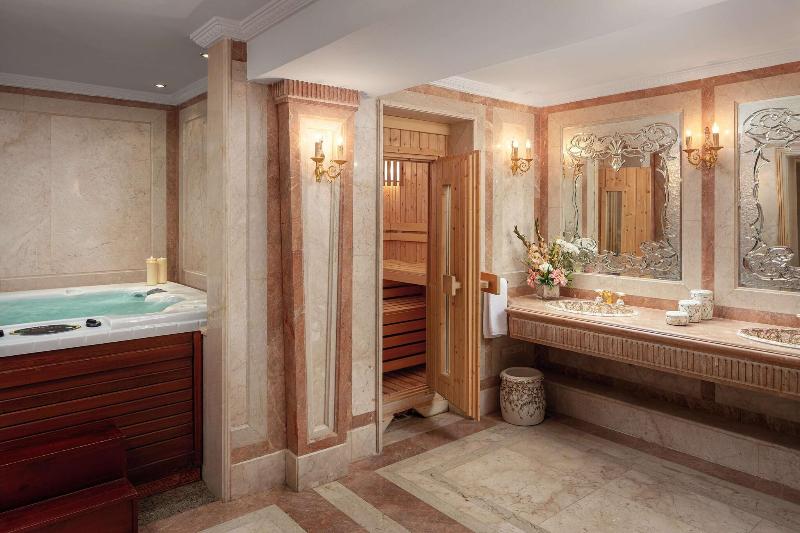 Palm Royale Resort - Oda