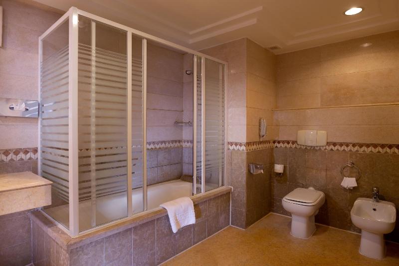 Palm Royale Resort - Oda