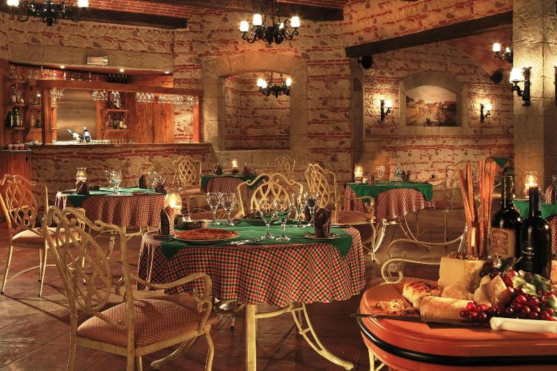 Palm Royale Resort - Restoran