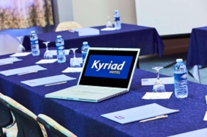 Kyriad Orange - Toplantı