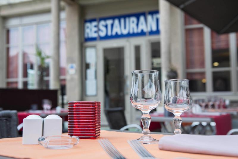 Kyriad Orange - Restoran