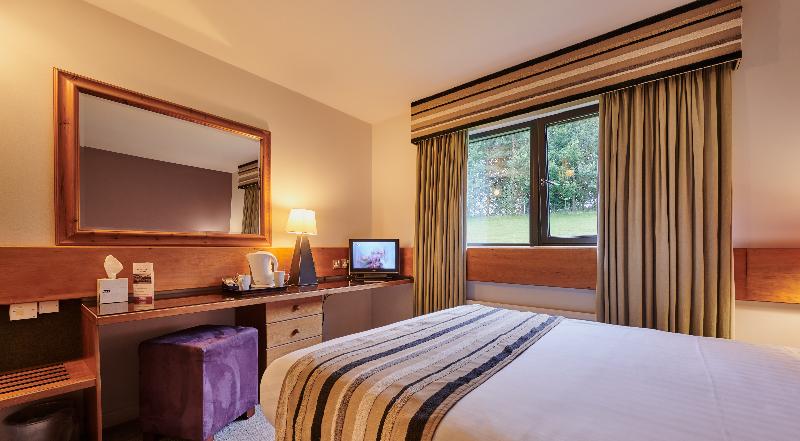 Stirling Court Hotel - Oda