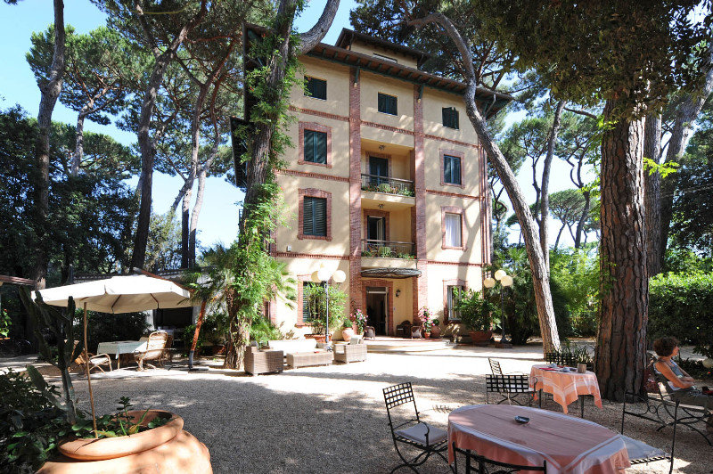 Villa Tiziana Hotel - Genel