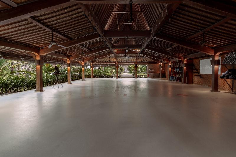 Hotel Komune and Beach Club Bali - Genel