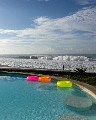 Hotel Komune and Beach Club Bali fotoÄŸrafÄ±