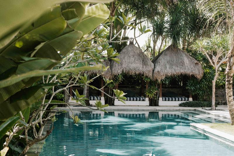 Hotel Komune and Beach Club Bali - Havuz