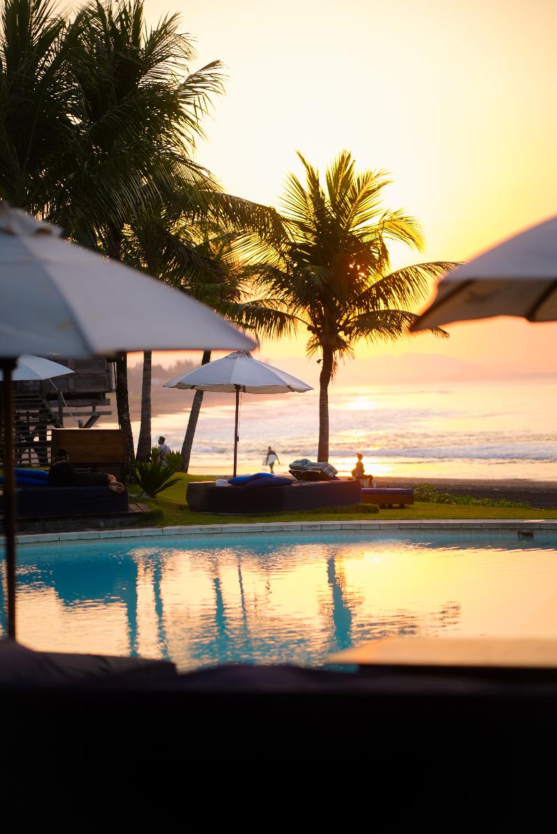 Hotel Komune and Beach Club Bali - Havuz