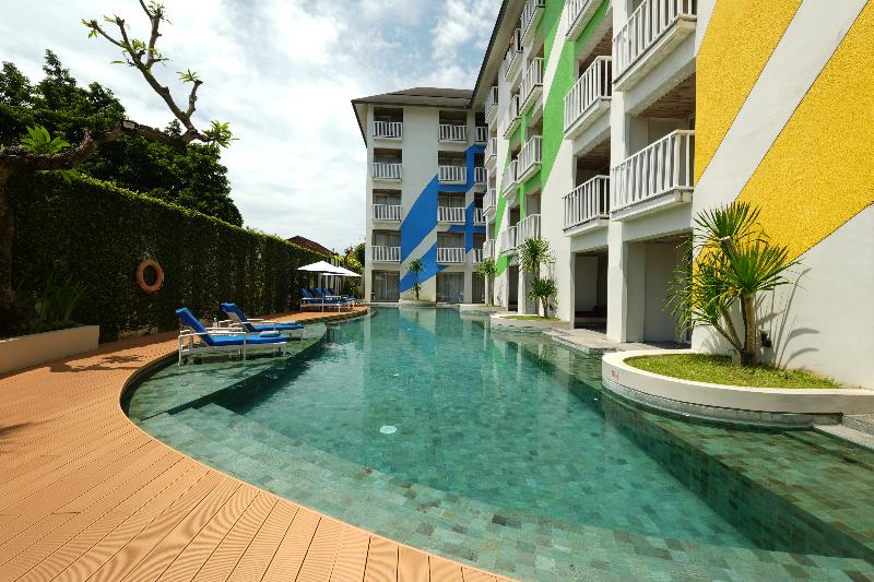 Bliss Surfer Hotel Legian - Havuz