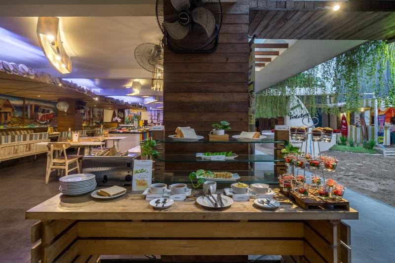 Bliss Surfer Hotel Legian - Restoran