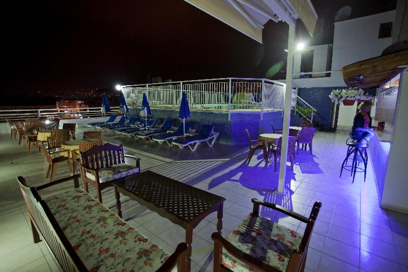 Kleopatra Aytur Apart - Teras