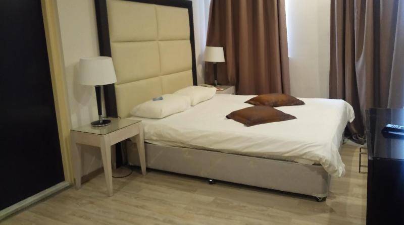 Castelli Hotel - Genel