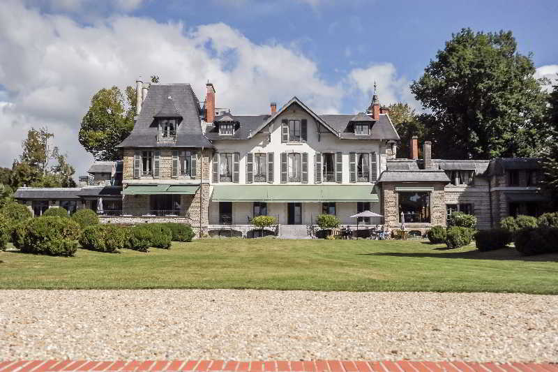 Villa Navarre - Genel