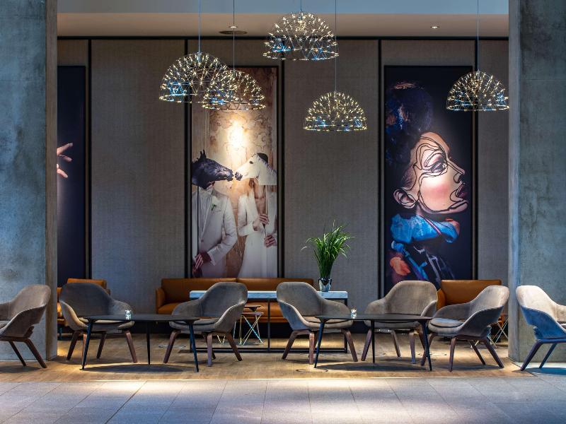 Radisson Blu Hotel Frankfurt - Lobi