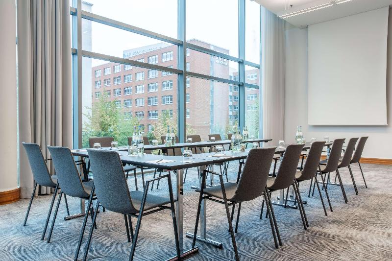 Radisson Blu Hotel Frankfurt - Toplantı