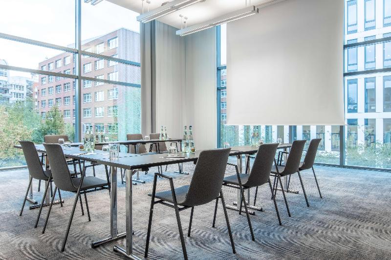 Radisson Blu Hotel Frankfurt - Toplantı