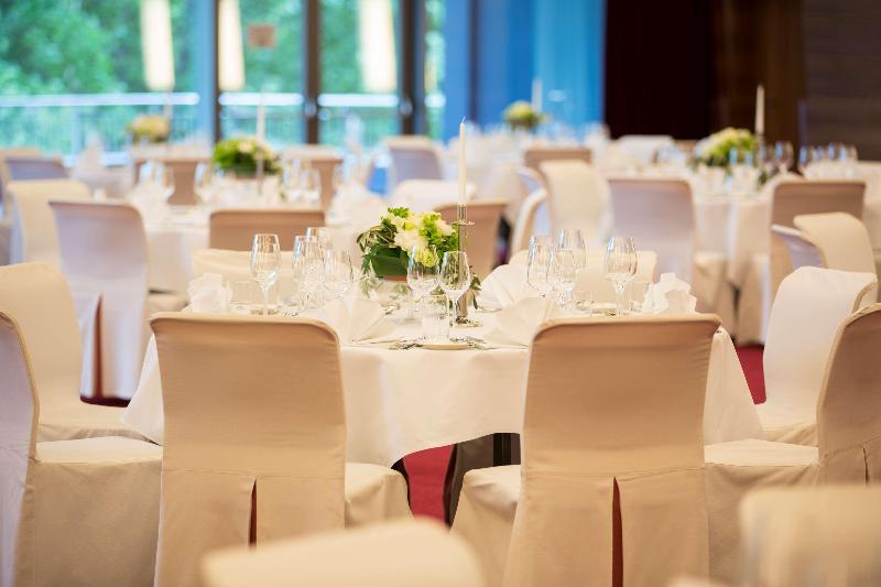 Radisson Blu Hotel Frankfurt - Genel