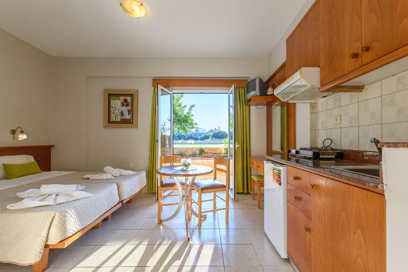 Danelis Apartments - Oda
