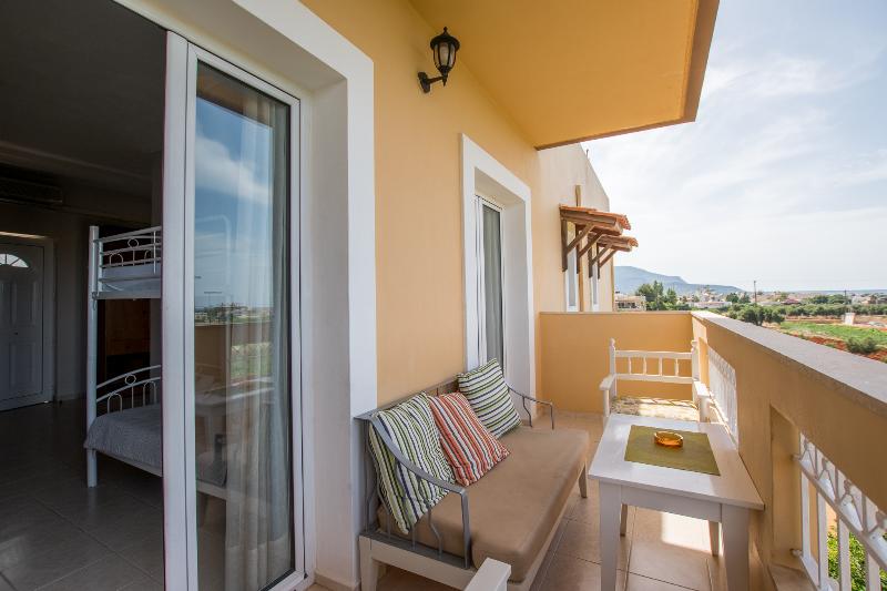 Danelis Apartments - Oda
