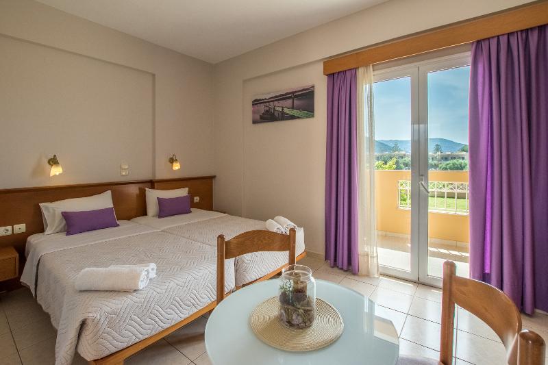 Danelis Apartments - Oda