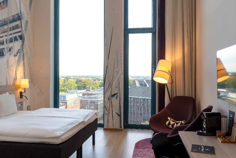 Scandic Hamburg Emporio - Oda