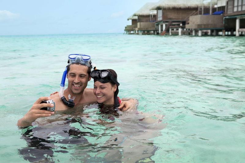Coco Bodu Hithi - Havuz